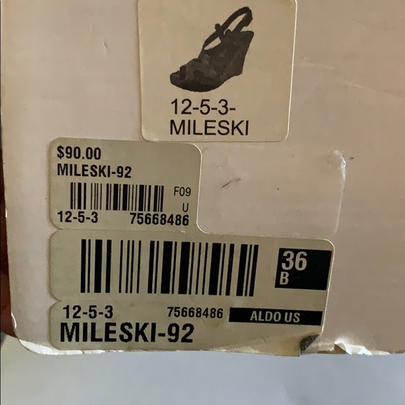 Heels - Picture 2 of 2